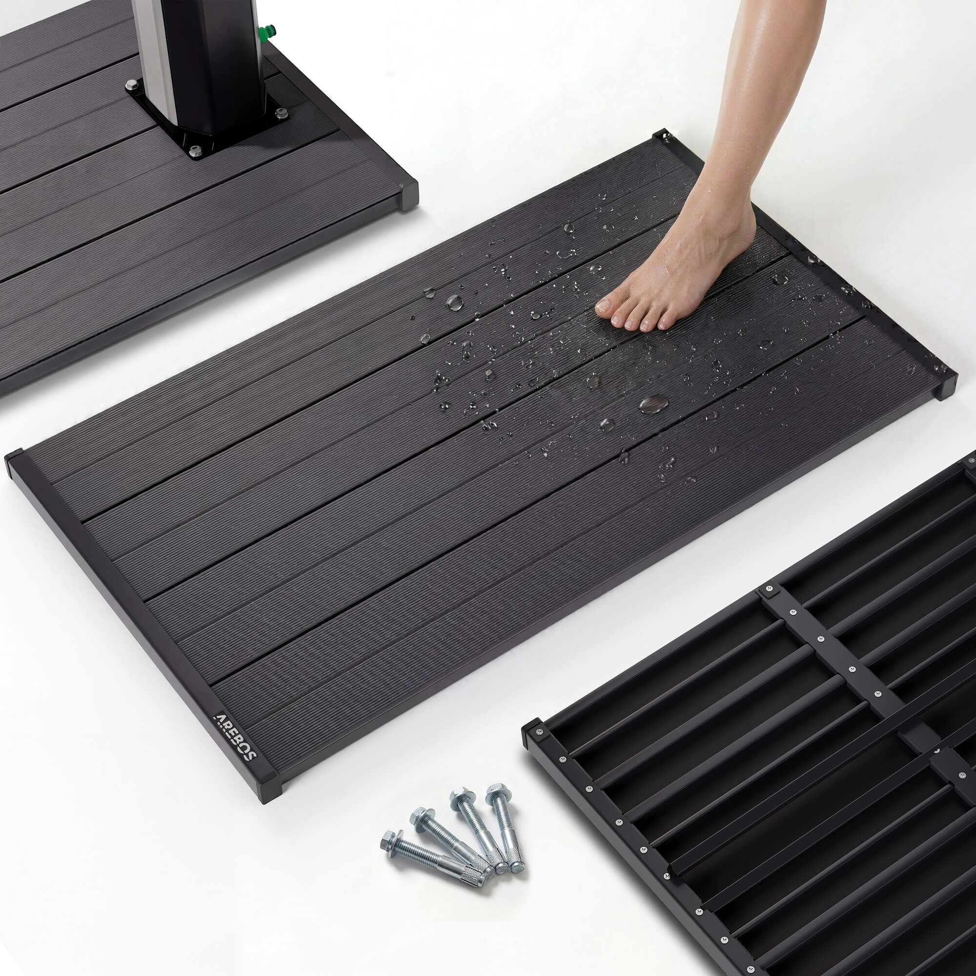 AREBOS PVC gulvplade 101x57x4 cm sort – ekstra stabil, skridsikker og vejrbestandig til solbruser, have og pool